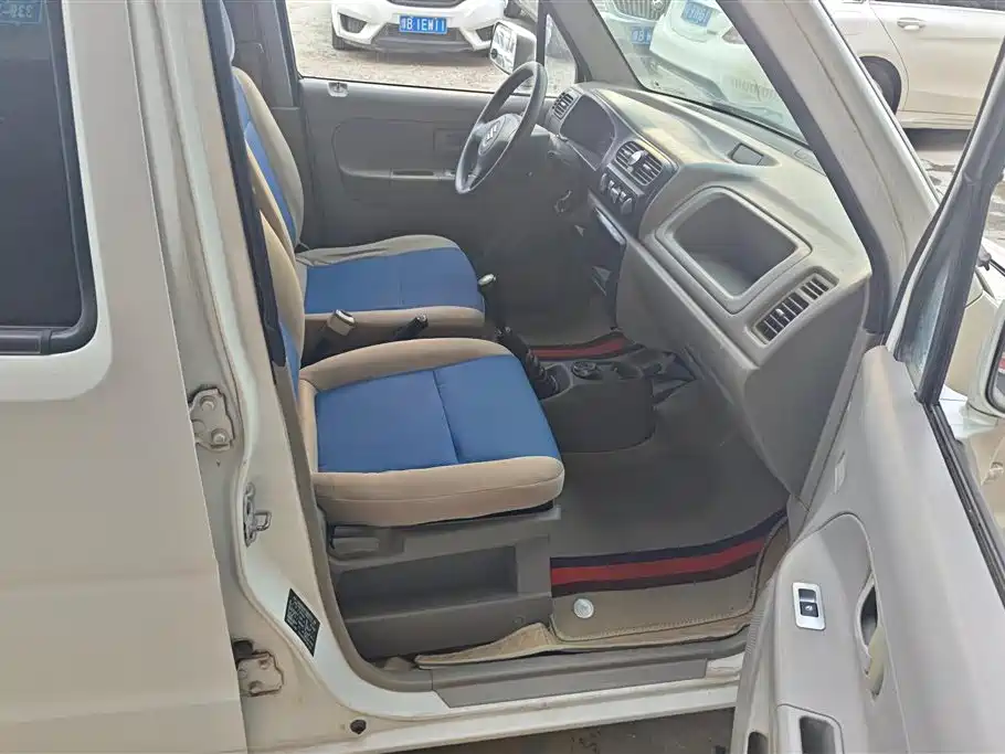 Suzuki Wagon R 2015 — фото 8
