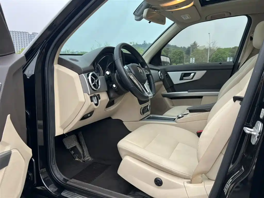 Mercedes-Benz GLK-Class 2015 — фото 15