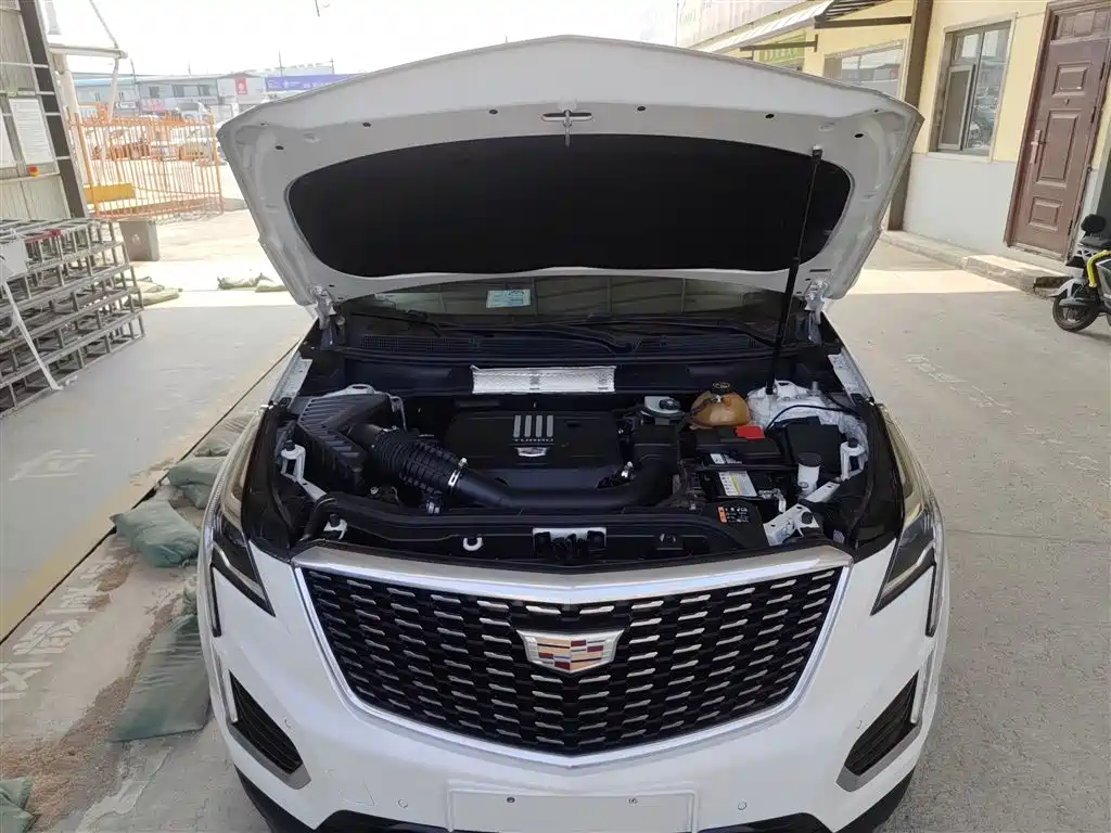 Cadillac XT5 2020 — фото 16