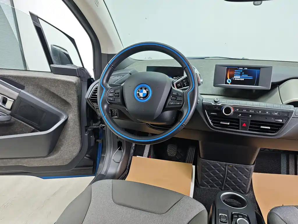 BMW i3 2017 — фото 12