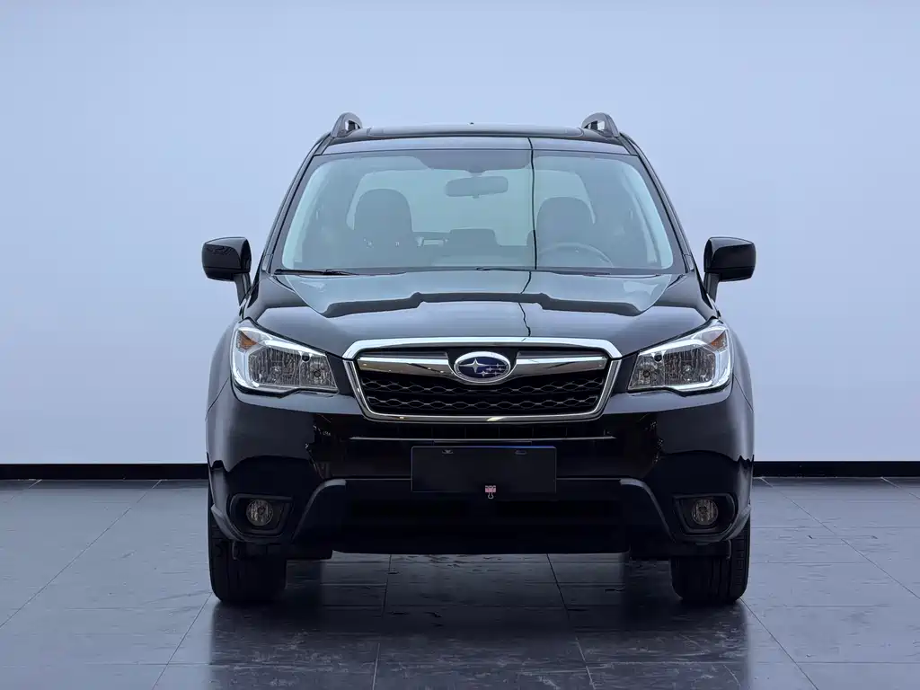 Subaru Forester 2014 — фото 3
