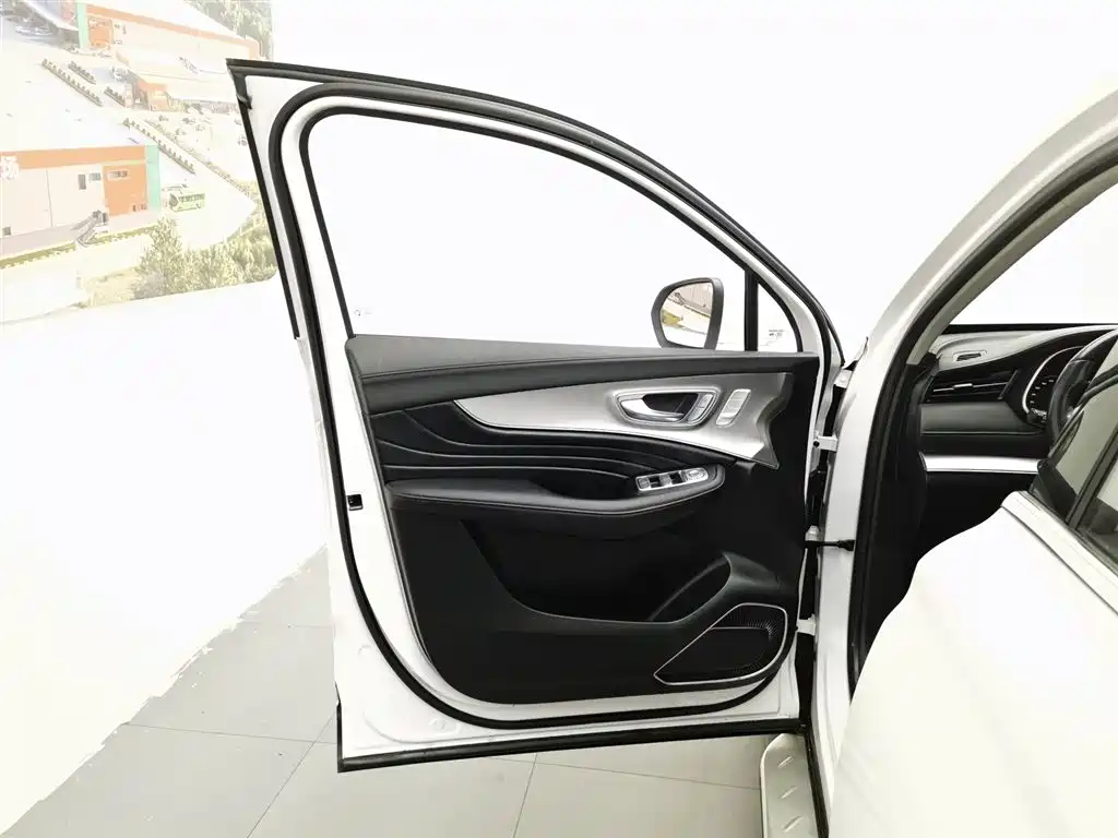 Roewe RX5 MAX 2020 — фото 8