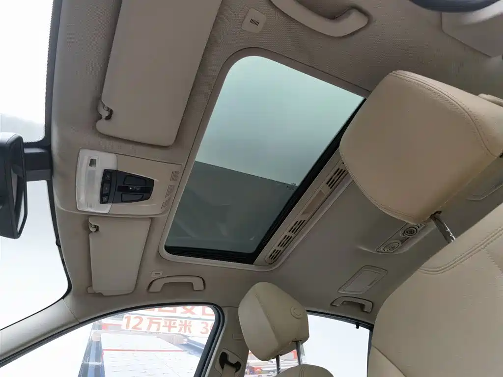 BMW 3 Series 2015 — фото 14