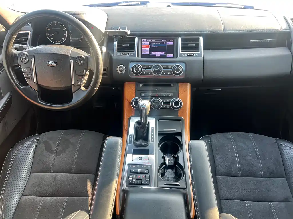 Land Rover Sport 2012 — фото 11