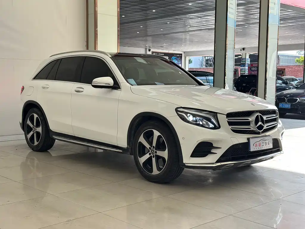 Mercedes-Benz GLC 2017 — фото 3