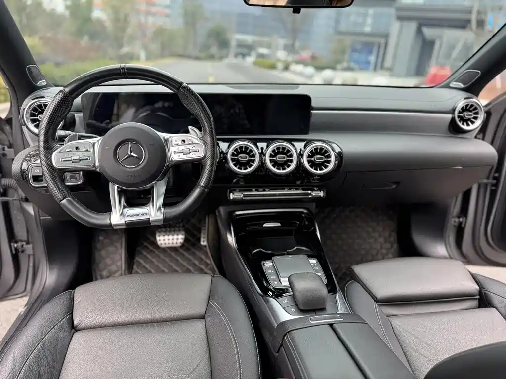 Mercedes-Benz A-Class AMG 2021 — фото 8