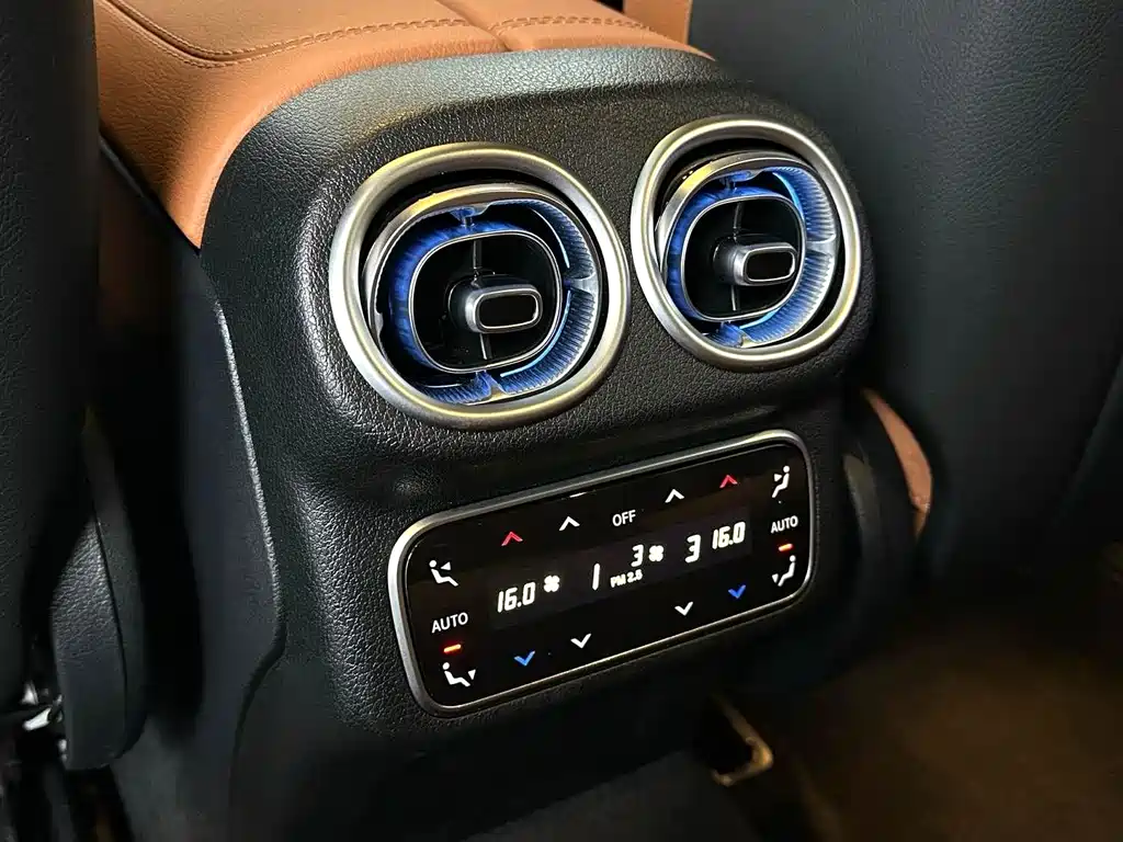 Mercedes-Benz GLC 2024