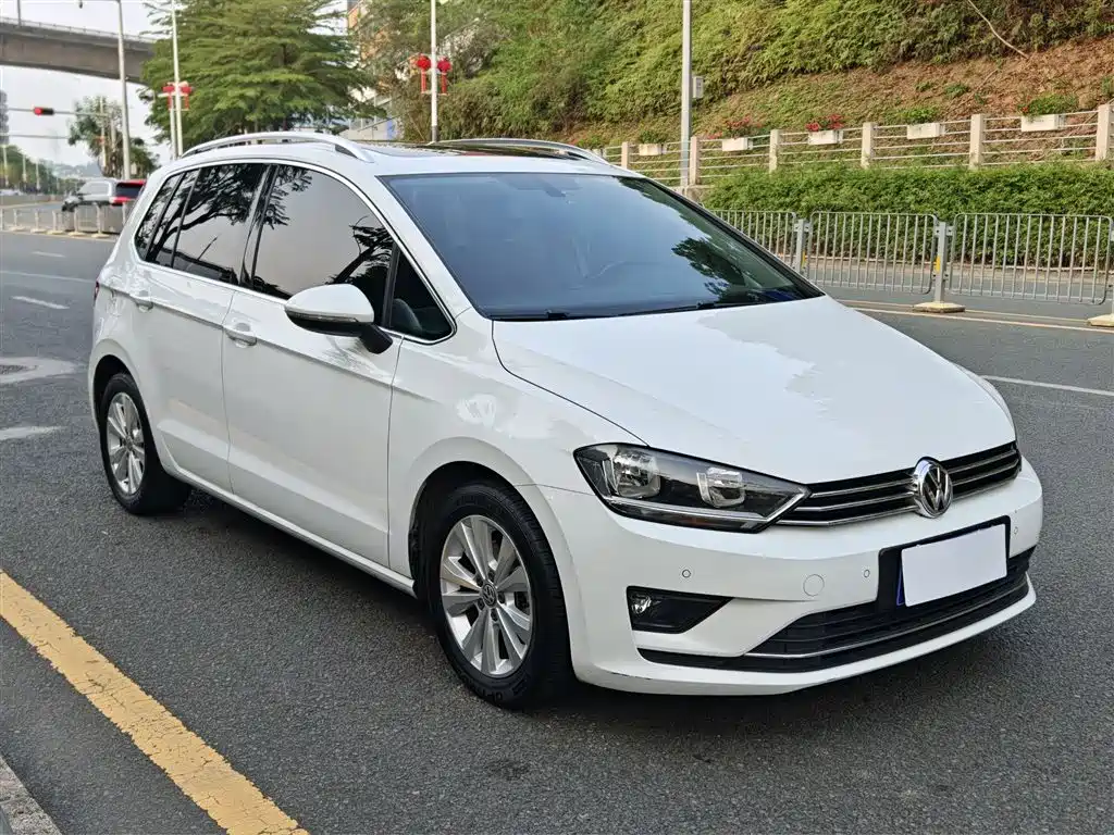 Volkswagen Golf Sportsvan 2017 — фото 24