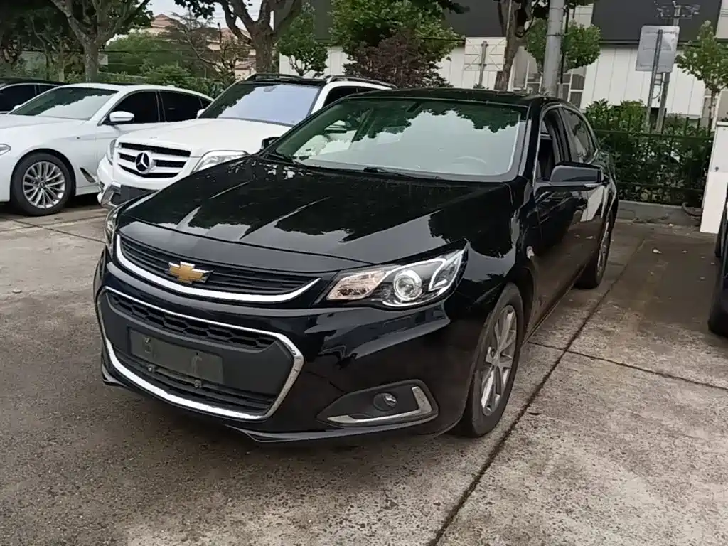 Chevrolet Malibu 2017 — фото 2