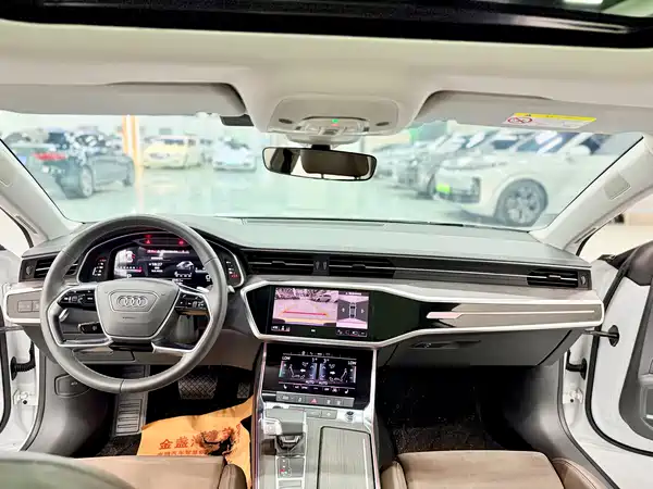 Audi A7L 2023