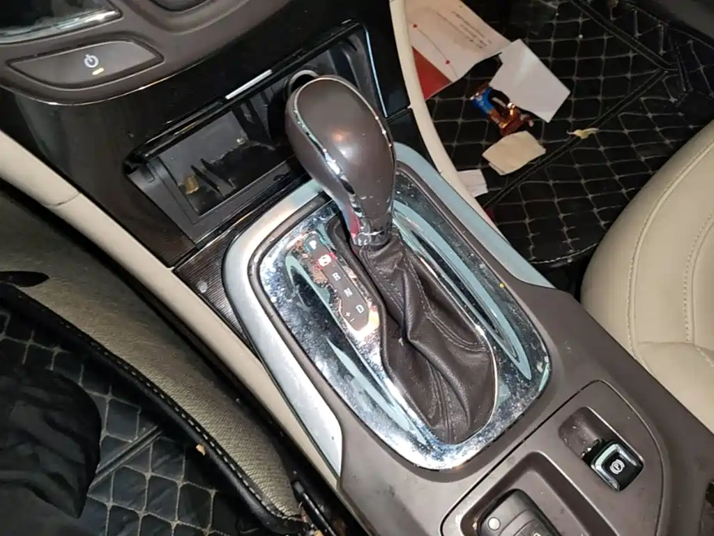 Buick Regal 2015 — фото 14