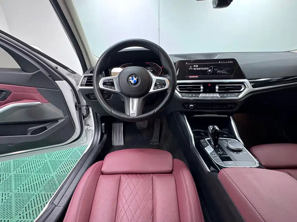 BMW 3 Series 2021 — фото 19