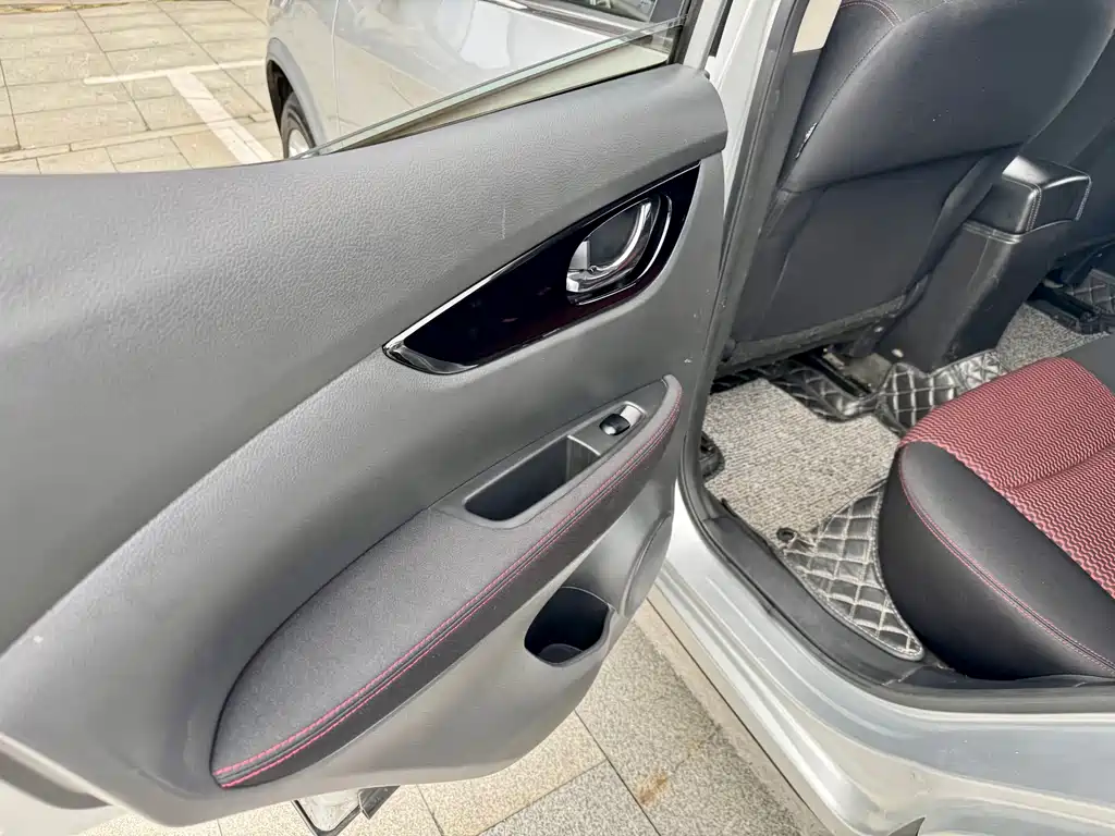 Nissan Qashqai 2016 — фото 12