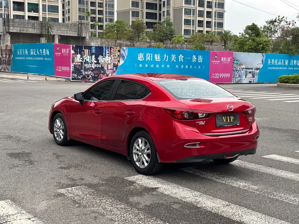 Mazda 3 Axela 2019 — фото 9
