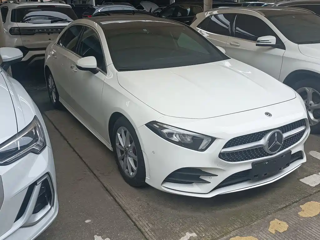 Mercedes-Benz A-Class 2020 — фото 3