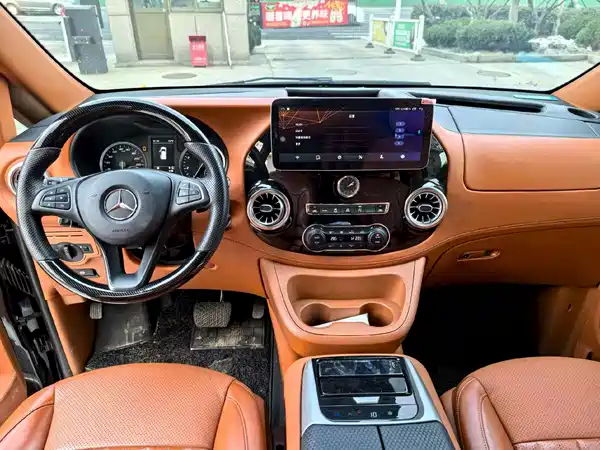 Mercedes-Benz V-Class 2022