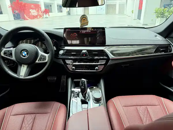 BMW 5 Series 2022