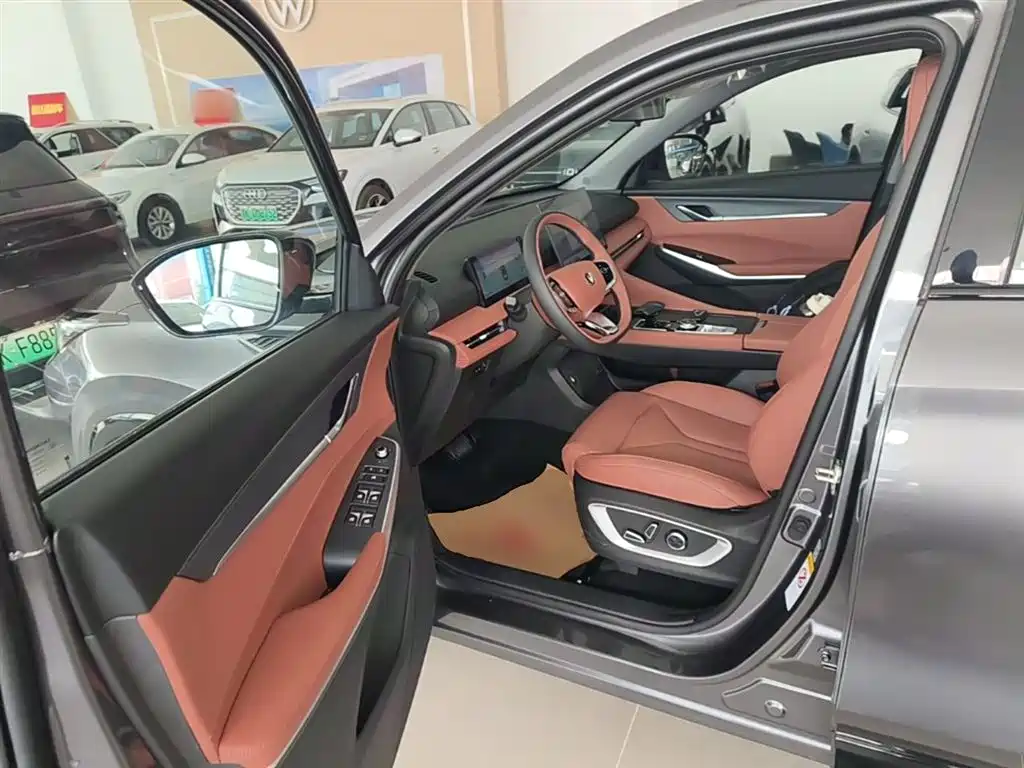Changan CS75 PLUS 2025 — фото 16