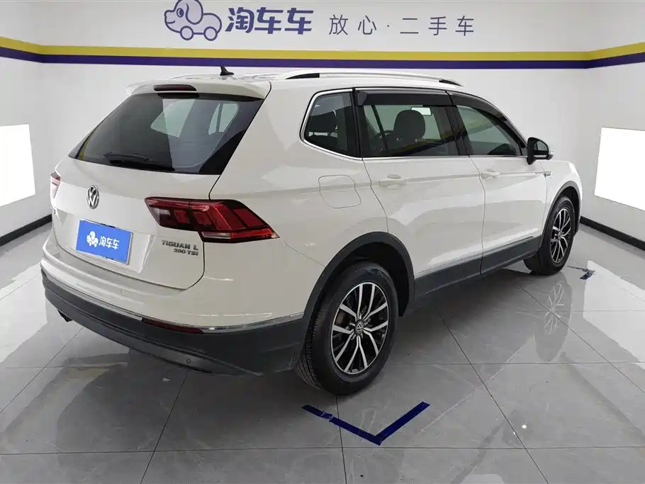 Volkswagen Tiguan L 2018 — фото 3