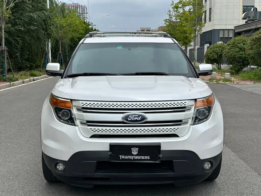 Ford Explorer 2015 — фото 2