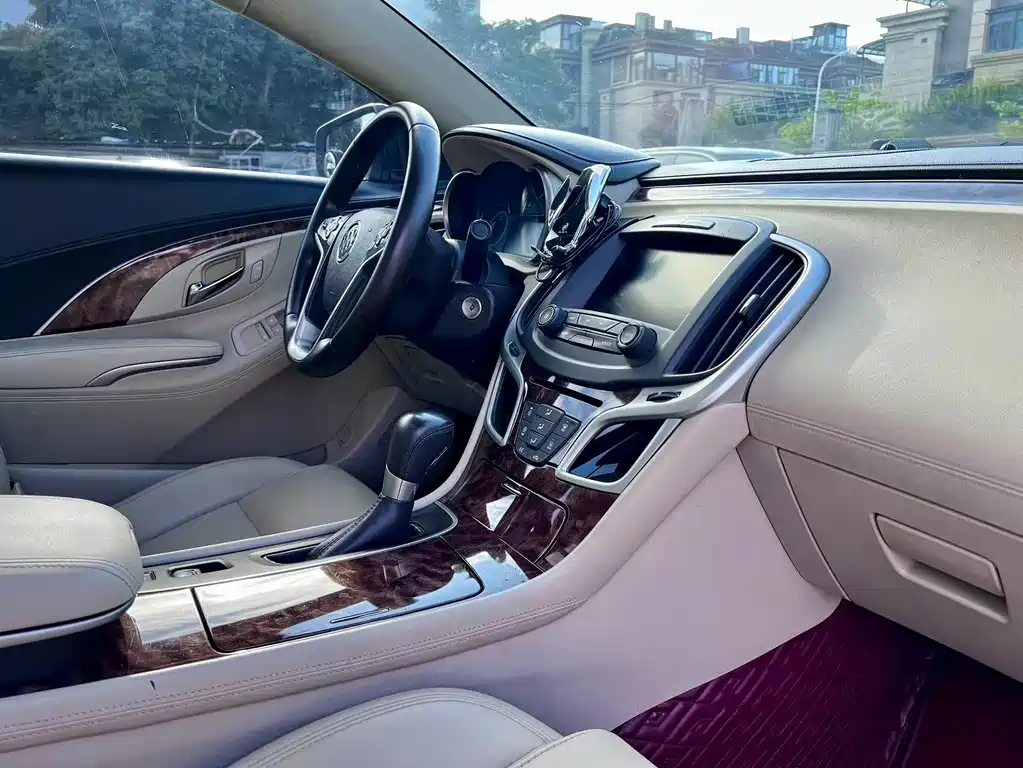 Buick LaCrosse 2014 — фото 16