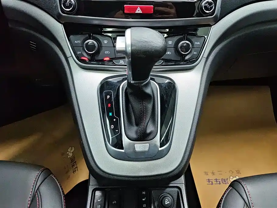 Haval H6 2016 — фото 16