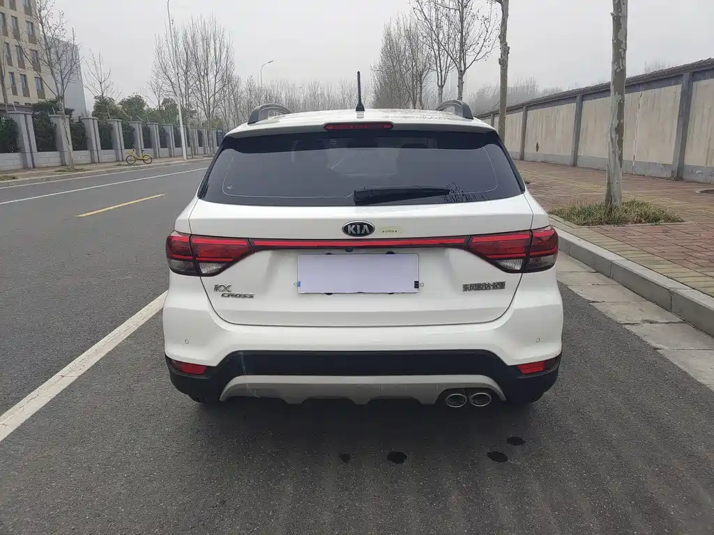 Kia KX Cross 2017 — фото 15