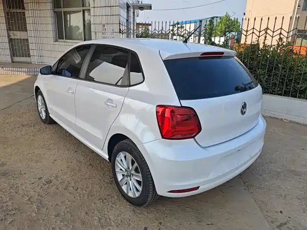 Volkswagen Polo 2016