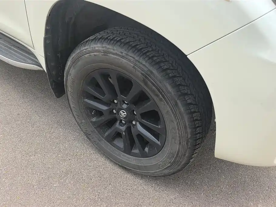 Toyota Prado 2018