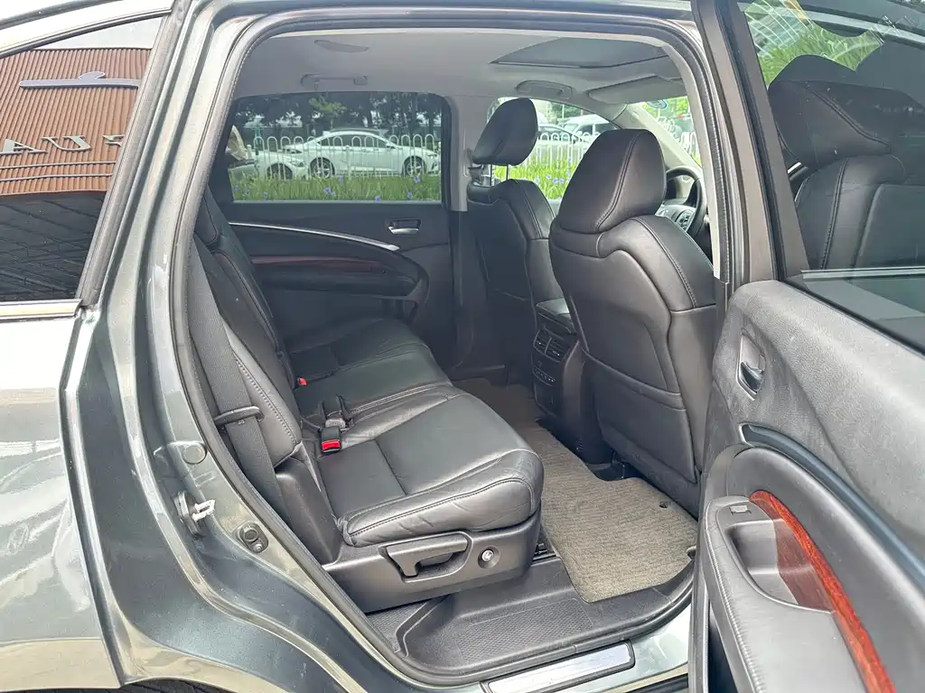 Acura MDX 2015 — фото 11