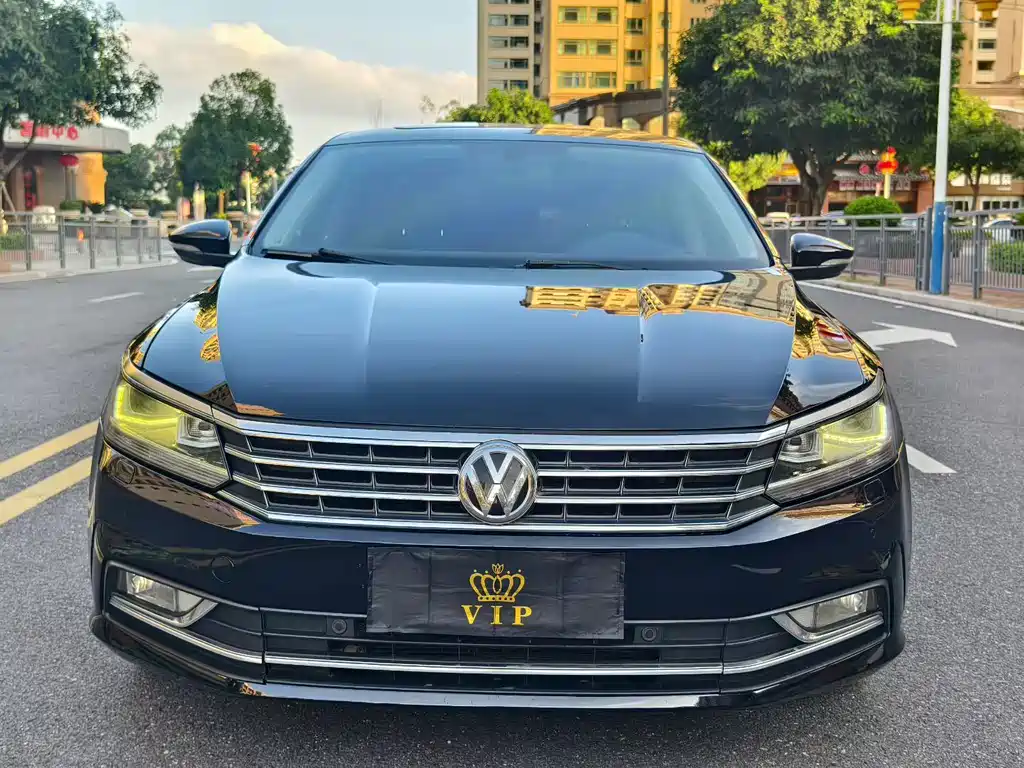 Volkswagen Passat 2016 — фото 2