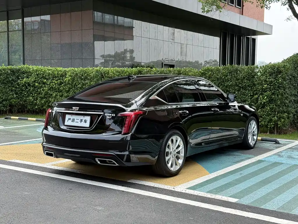 Cadillac CT5 2022 — фото 15