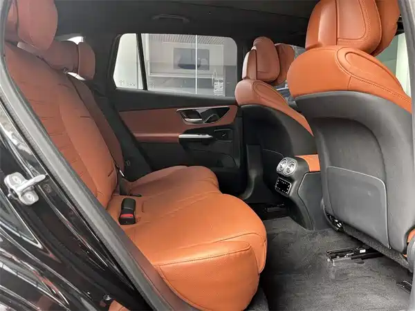 Mercedes-Benz GLC 2024