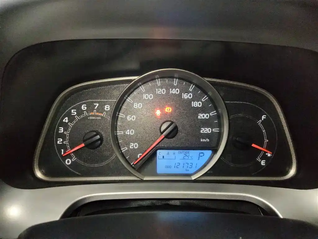 Toyota RAV4 2017 — фото 12