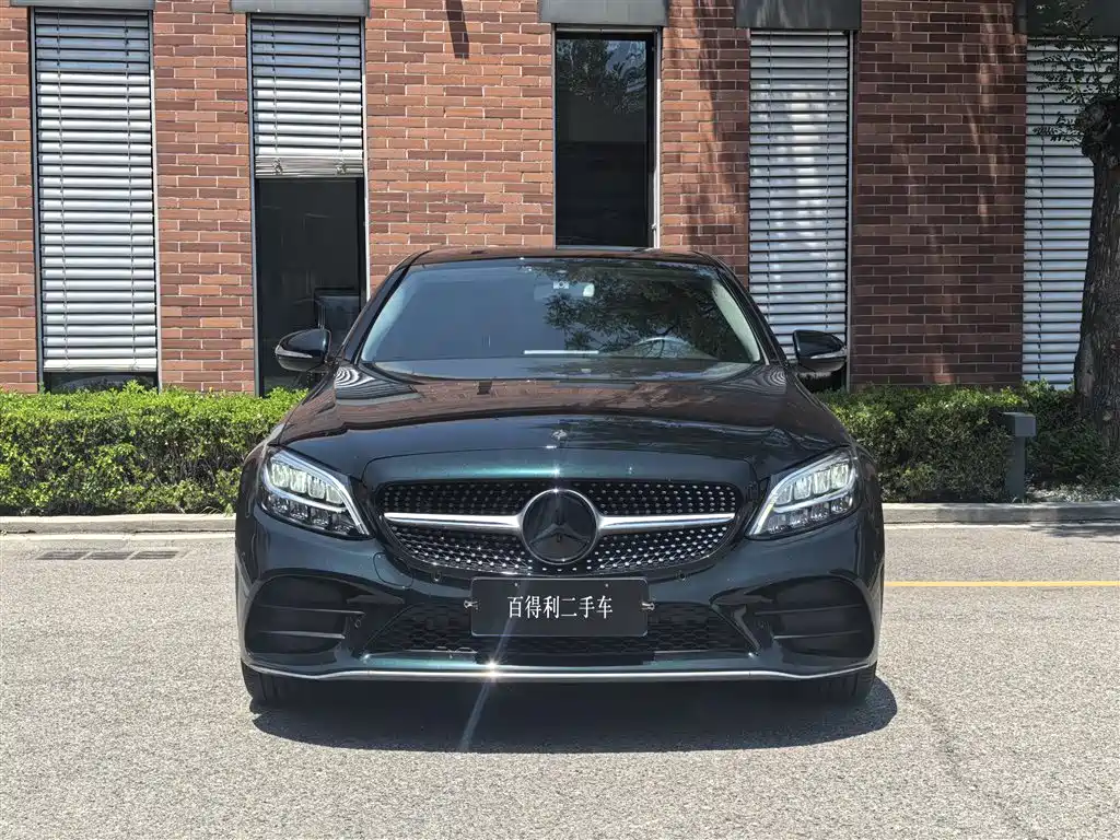 Mercedes-Benz C-Class 2020