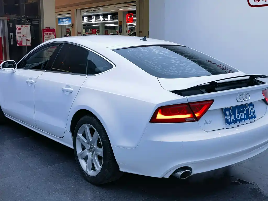 Audi A7 2013 — фото 10