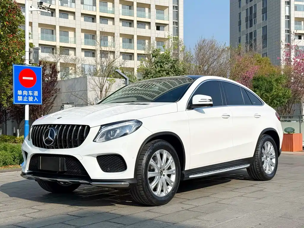 Mercedes-Benz GLE Coupe 2019 — фото 1
