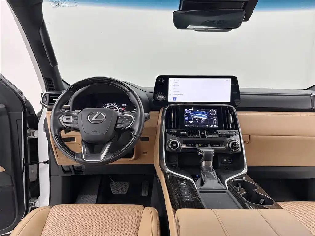 Lexus LX 2023 — фото 12