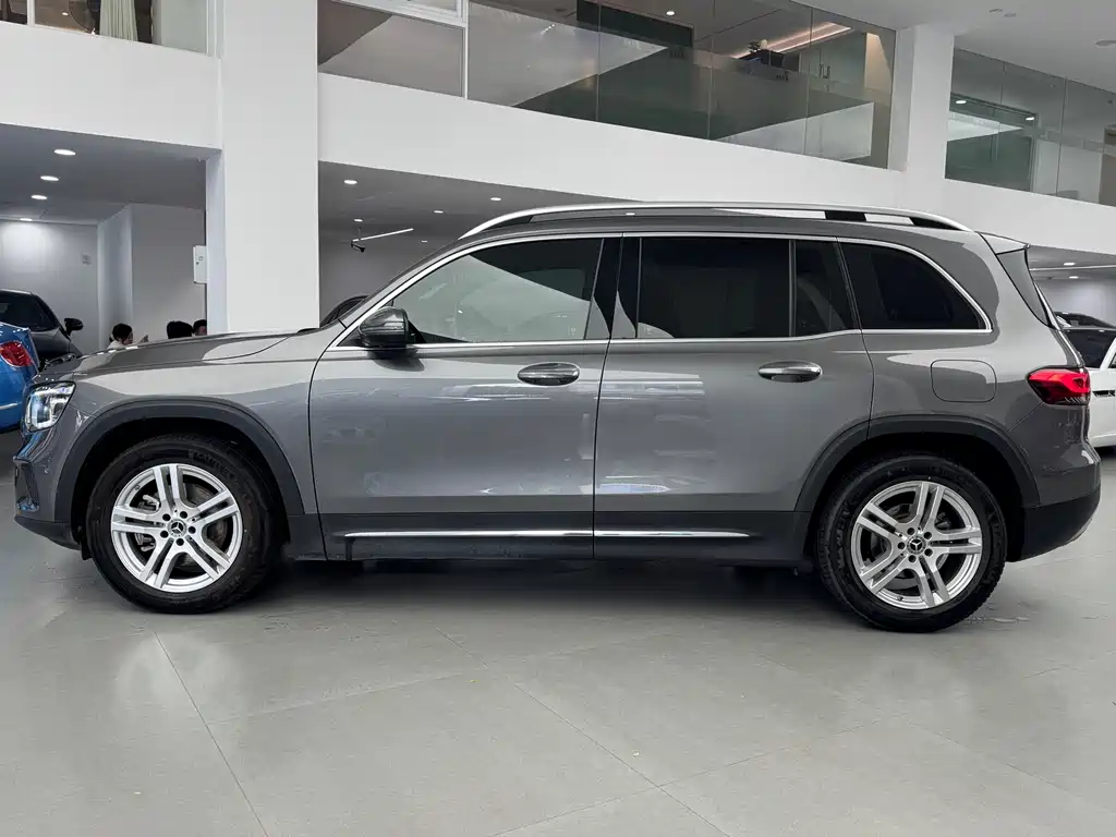 Mercedes-Benz GLB 2022 — фото 14