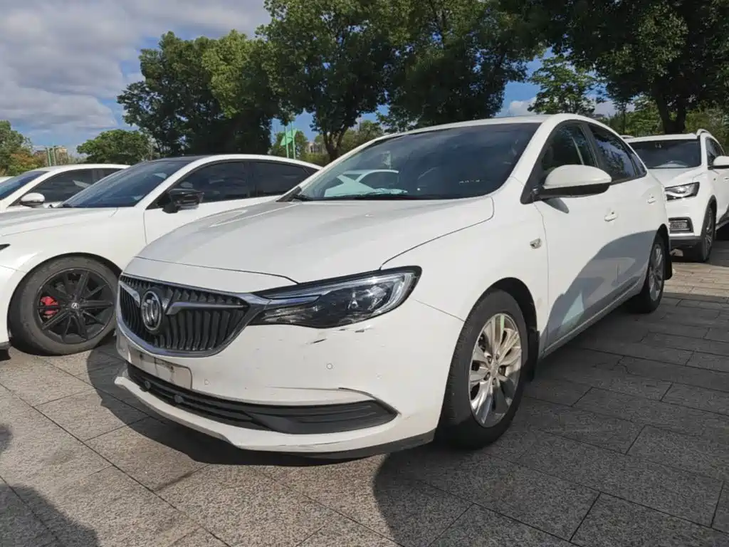 Buick Excelle 2022 — фото 2