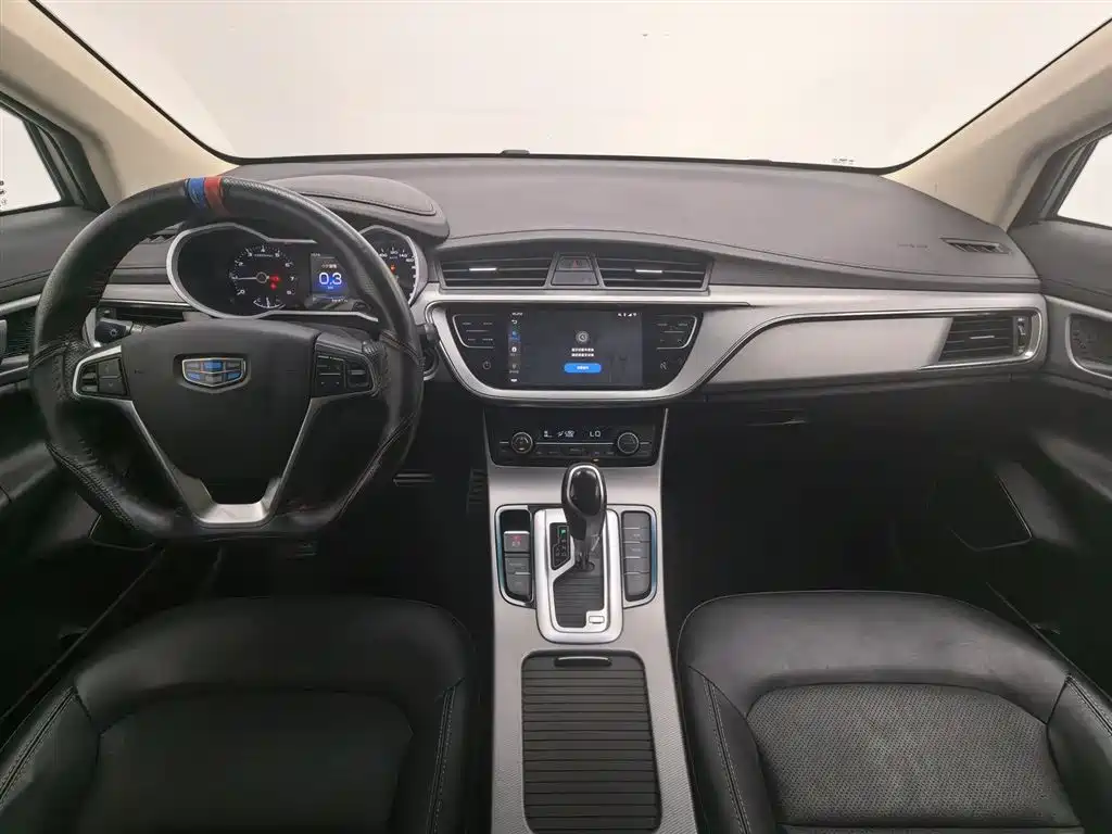 Geely Emgrand GS 2018 — фото 5