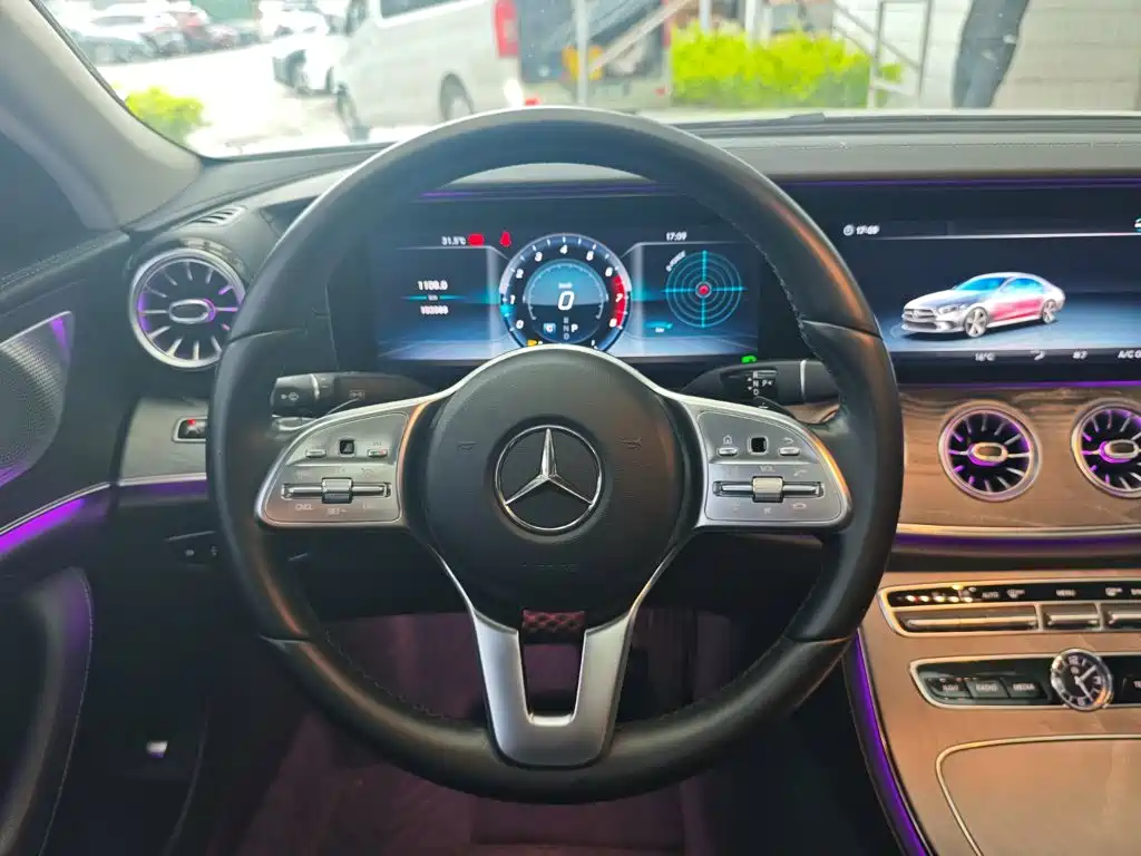 Mercedes-Benz CLS 2019 — фото 18
