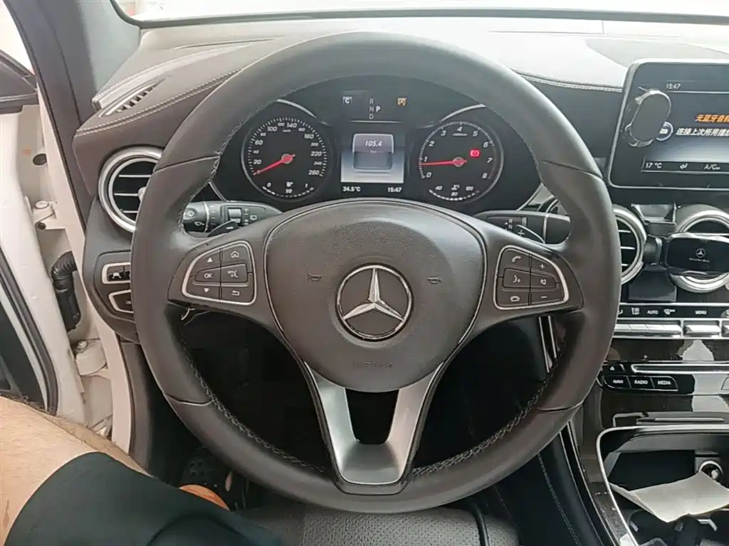 Mercedes-Benz GLC 2016 — фото 10