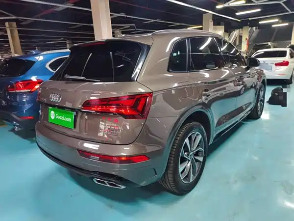 Audi Q5L 2023