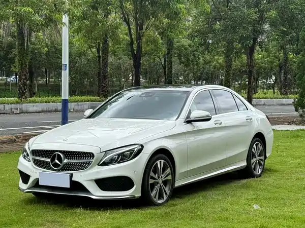 Mercedes-Benz C-Class 2017