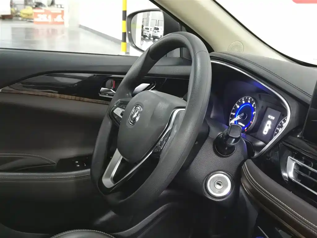 Changan Eado DT 2018 — фото 22
