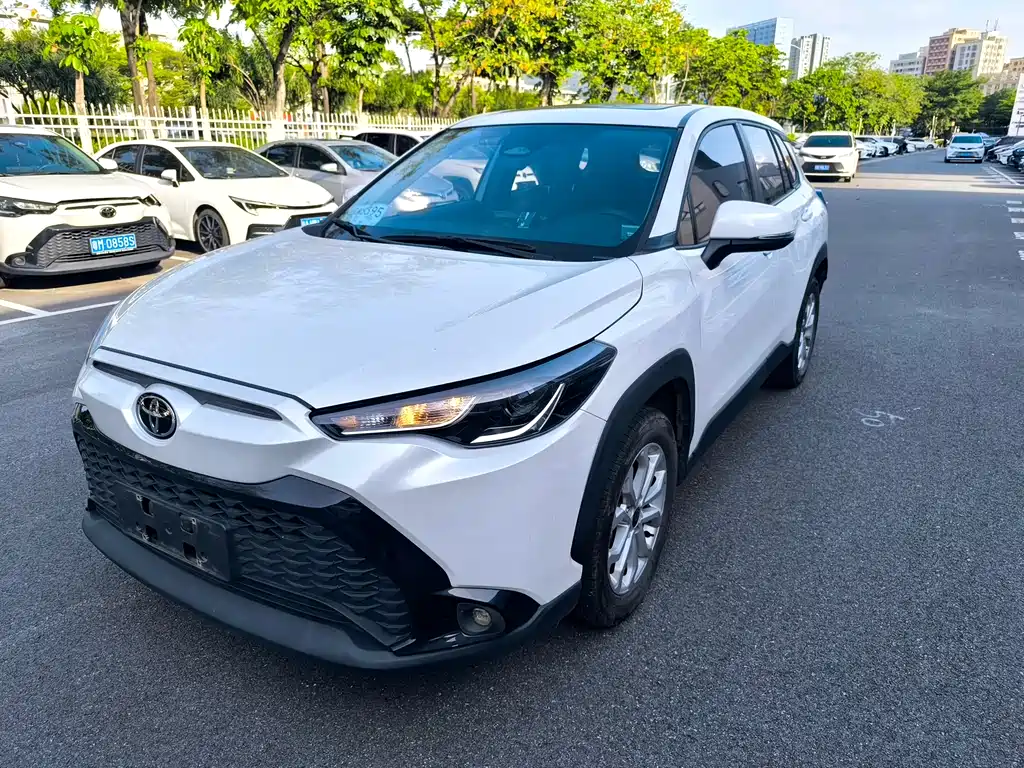 Toyota Frontlander 2024