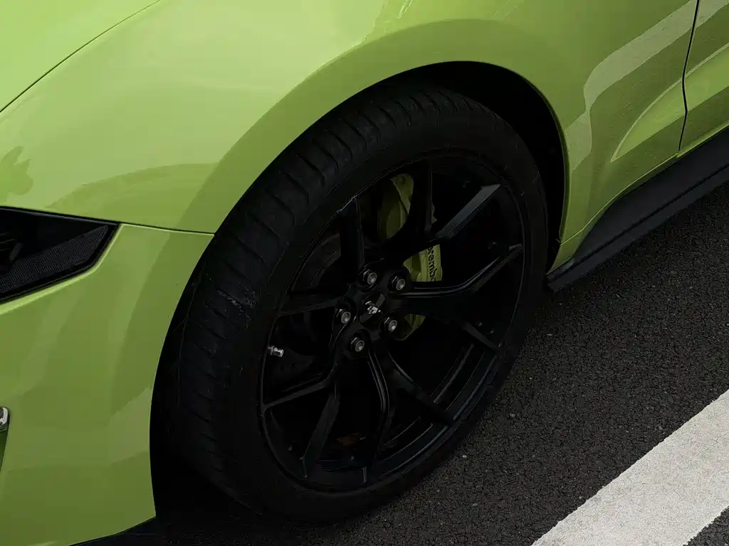 Ford Mustang 2020 — фото 14