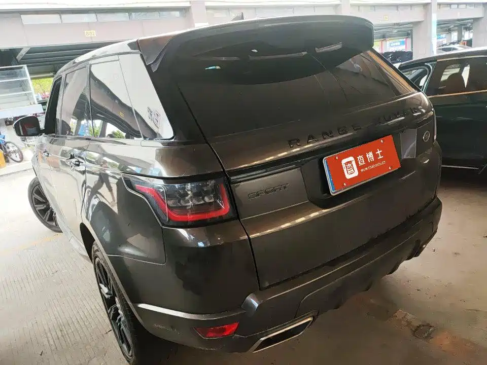 Land Rover Sport 2021