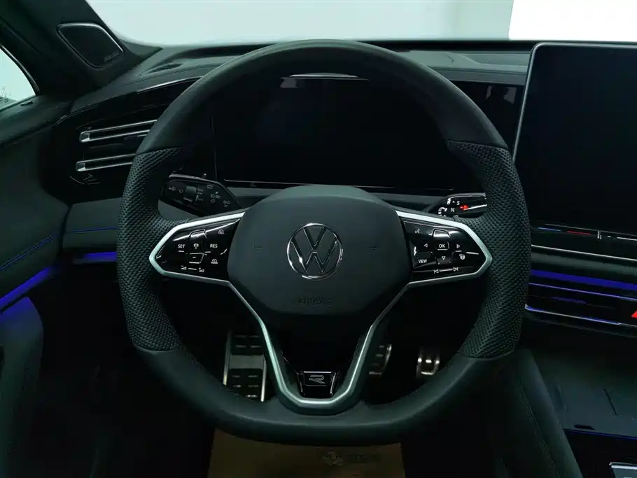 Volkswagen Tiguan L 2025 — фото 15